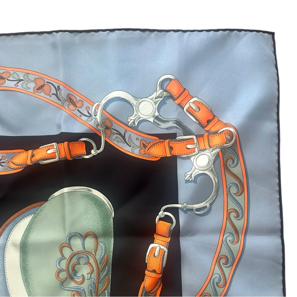 Hermès Festival des Amazones Silk Scarf 90 Blue Orange w/ Box & Knotting Cards - Picture 9 of 16